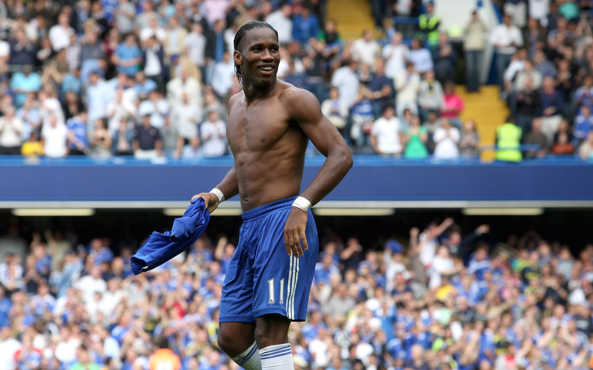 3-1！曼城狂造3神迹，哈兰德双响打崩黑马，瓜帅盛赞比肩梅罗凭啥？